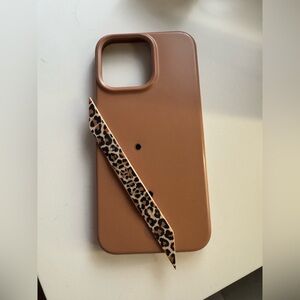 15 pro max saddle brown loopy